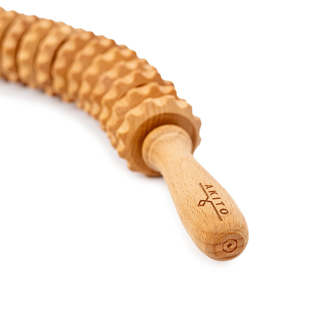 Elastický dřevěný masážní nástroj Akito