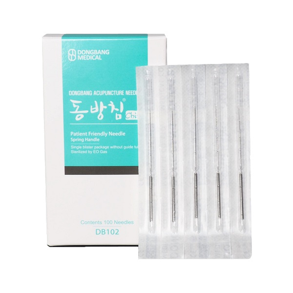 Akupunkturní jehly DONG BANG s ocelovým držátkem bez zaváděcí trubičky 100 ks.