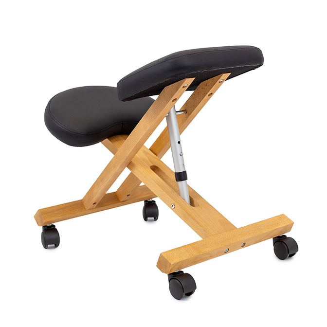 Dřevěná klekačka | Ergonomická židle Nyks Akito