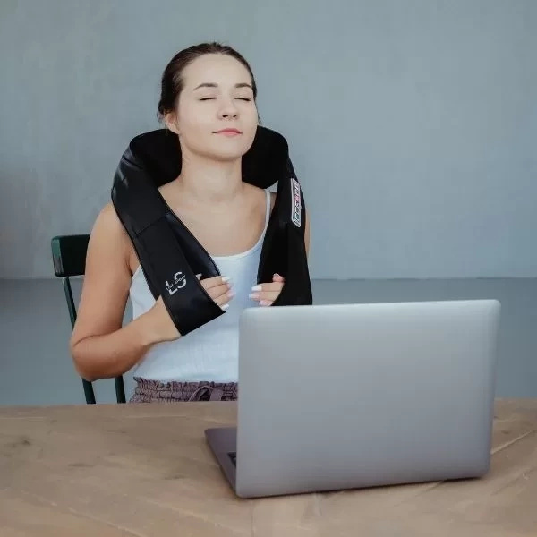 Masážní přístroj na krk a šíji Shiatsu PRO+ Line Sport